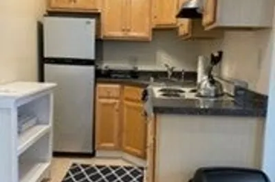 50 Pearl Avenue #1