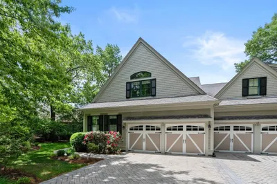 48 Summit Rd #9 1