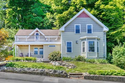 11 Chestnut St 1