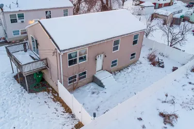 1 Grady St 1