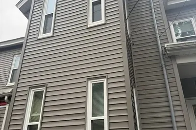 1 Rockdale Ave #2 1