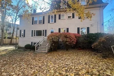 15 Harris St #1