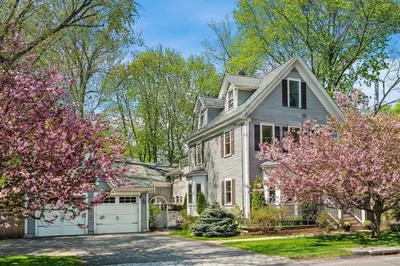 20 Maple Street 1