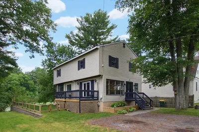 71 Box Pond Dr