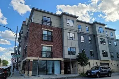 687 E 2nd St #4