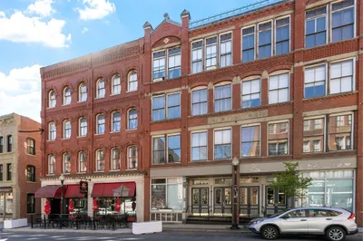 46 Washington St #303 1
