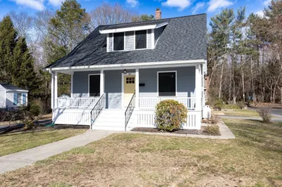 40 Seaver St 1
