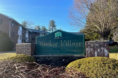 1 Townhouse Ln #2 1