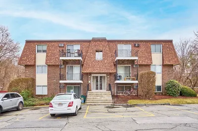 98 Pemberton St #29