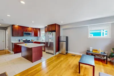 12 Rockledge St #1 1