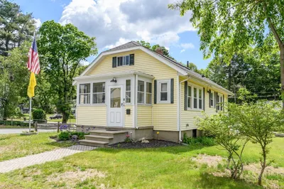 18 Hammond Rd 1