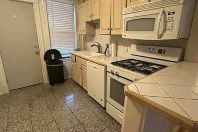 6 Bellvista Rd #1