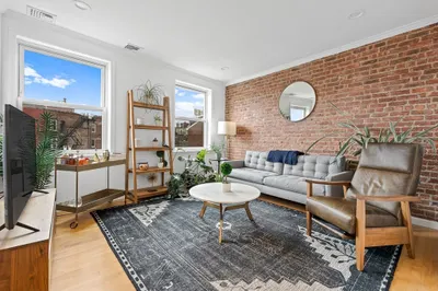 464 Hanover Street #9A