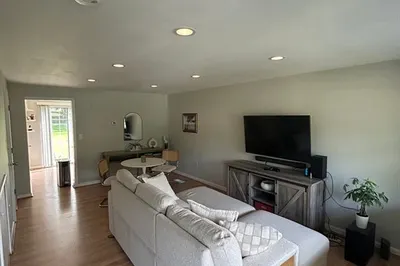 66 Kennedy Drive #66 1