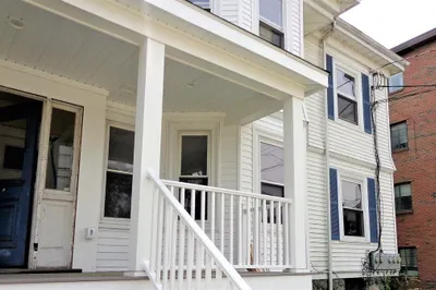 43 Walnut Street #1R