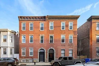67 Frankfort Street #102
