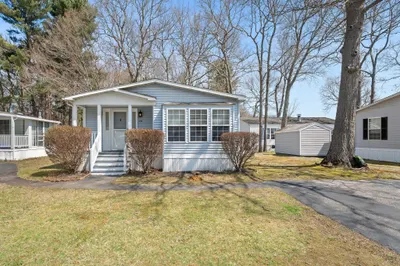 239 Mapleleaf Dr