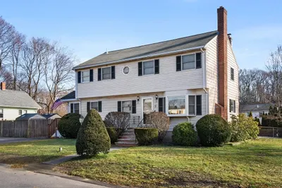 3 Emerson St