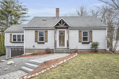 145 Pleasant St