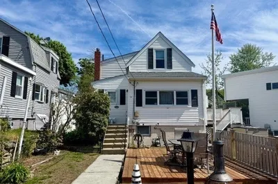 14 Pequot Rd 1