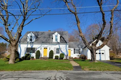 52 Montvale Road