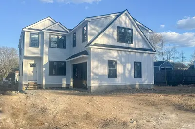 78 Lakeshore Dr 1