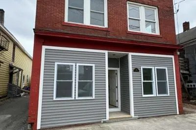 25 Spring St 1