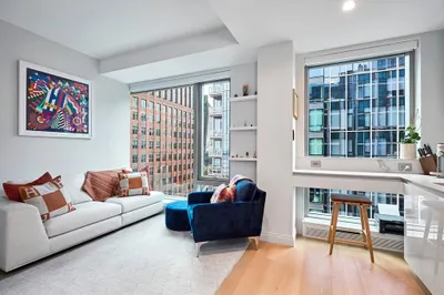 133 Seaport Blvd #1621