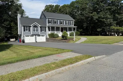 62 Sequoia Dr 1