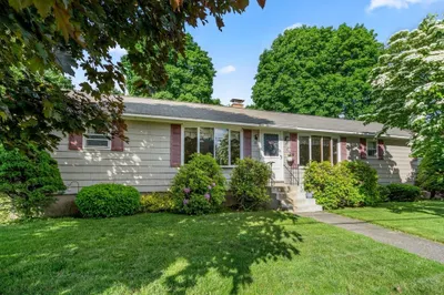 20 Eliot Rd
