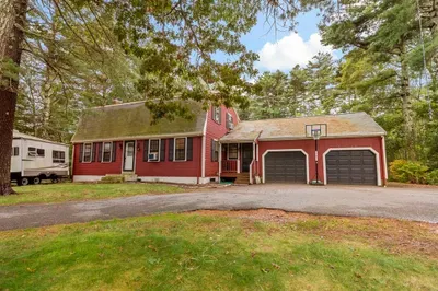 925 Long Pond Rd