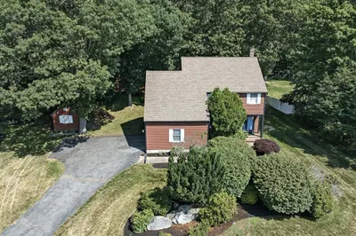 16 Wildwood Dr 1