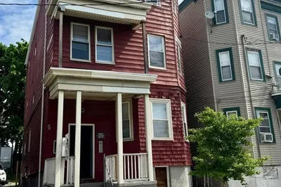 68 Maverick St 1