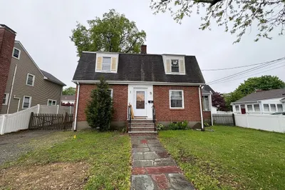 9 Lawn Ave #N/A 1