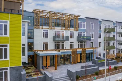 77 New St #322