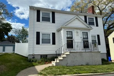 1517 Centre St #2 1