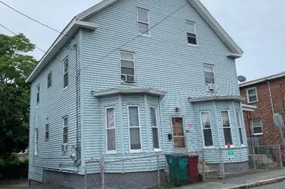 162-164 Cross St