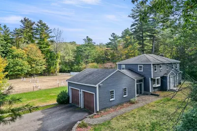 34 Roberts Rd 1