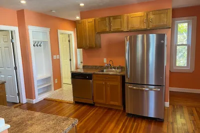 398 Court St #3