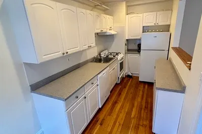 1607 Commonwealth Ave #25