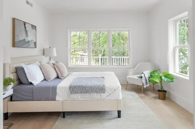 12-14 Edwin St #1