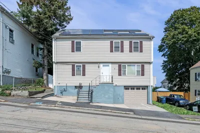 30 Hanson St 1