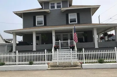 144 Kenberma St 1