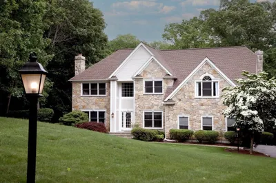 58 Algonquian Dr