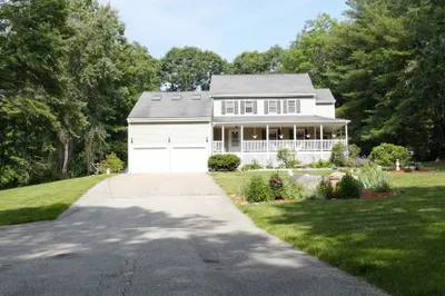 154 Burlingame Rd 1