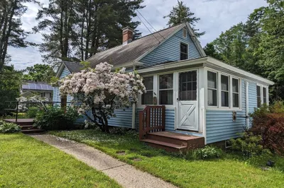 42 Rockland Rd