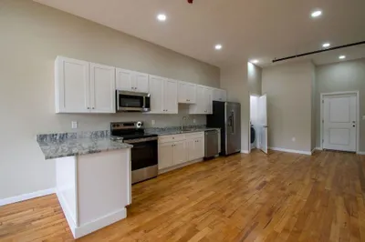 639 Main St #306 1