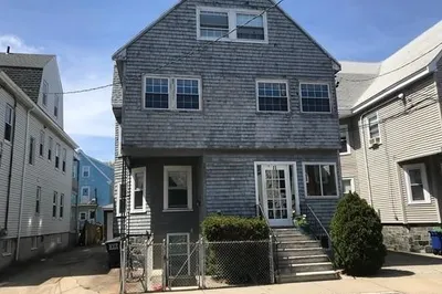11 Lowden Ave #2