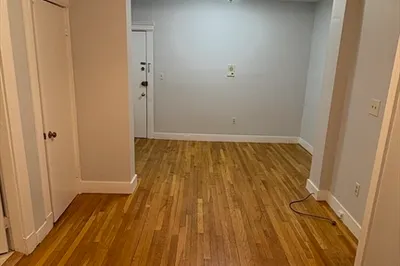 31 Orkney Rd. #5