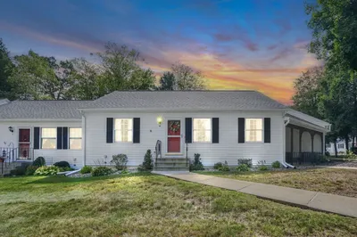 76 Rosewood Ln #76 1